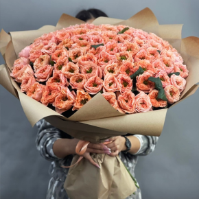 Букет "Персик" из 101 махровой розы Риджентс парк (60 см) в Раменском