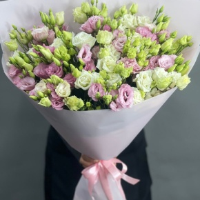 Нежный букет из 21 эустомы в Раменском