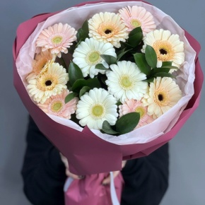 Букет из 13 белых гербер микс в Раменском