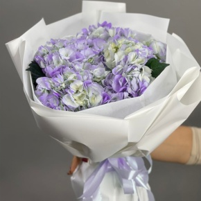 Букет из 5 фиолетовых гортензий в Раменском