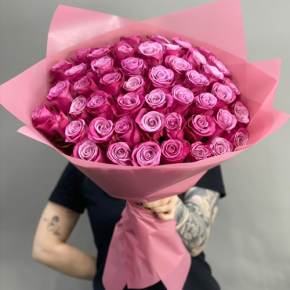 Букет из 51 розы Космик (60 см) в Раменском