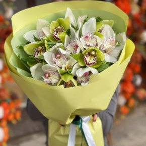 Букет "Бруклин" из орхидей и альстромерий в Раменском