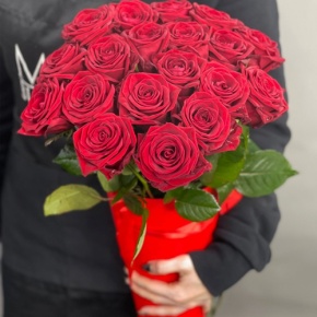 21 красная роза в конусе (50 см) в Раменском