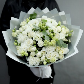 Букет "Маскарпоне" из роз, диантусов, эустом и гиперикума в Раменском