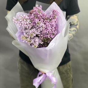 Букет из 9 веток ароматной сирени в Раменском