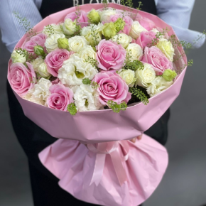 Букет "Нежное признание" из роз и эустом в Раменском