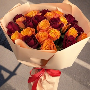 Букет "Благородный" из 27 Кенийских роз микс (40 см) в Раменском