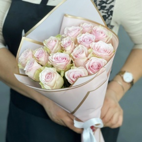 Букет из 15 пудровых роз Кения (40 см) в Раменском
