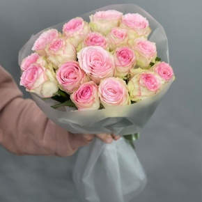 Букет из 17 роз Кения (40 см) в Раменском