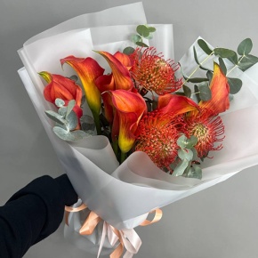 Букет "Империал" из калл, лейко и эвкалипта в Раменском