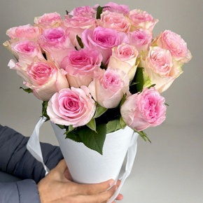 Букет из 21 розы Кения в конусе в Раменском