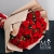 Букет 15 кустовых красных роз в Раменском