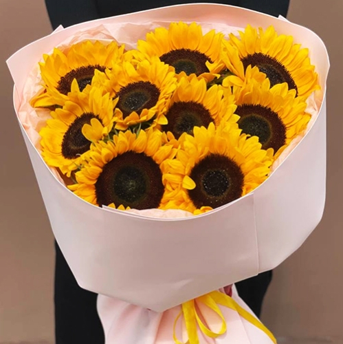 Букет "Солнечный рассвет" из 9 подсолнухов в Раменском